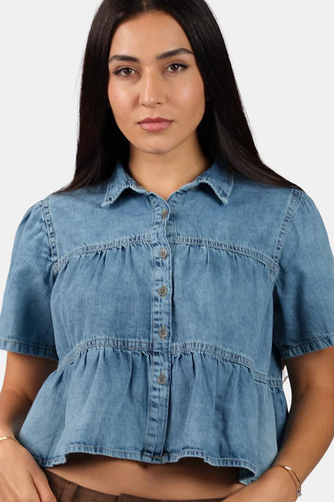 Naraa Cropped Denim Shirt